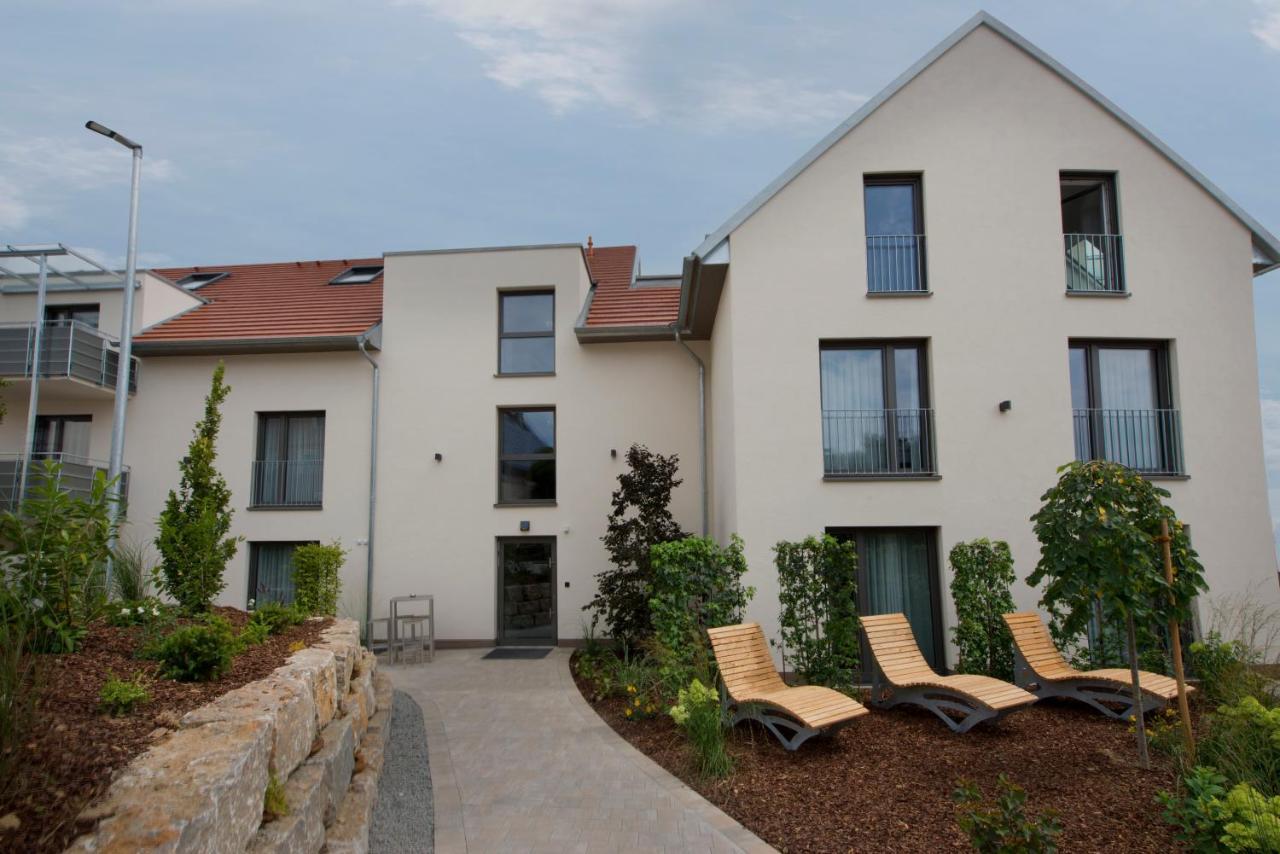 Hotel Zum Gruenen Baum Pfahlheim Bagian luar foto